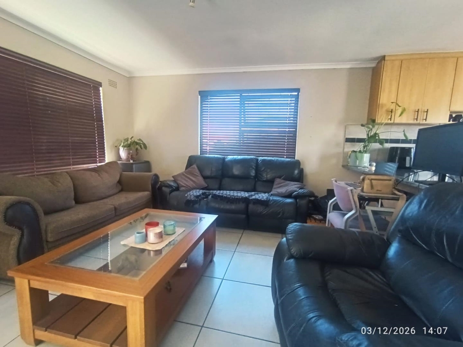 To Let 2 Bedroom Property for Rent in Langeberg Ridge Western Cape